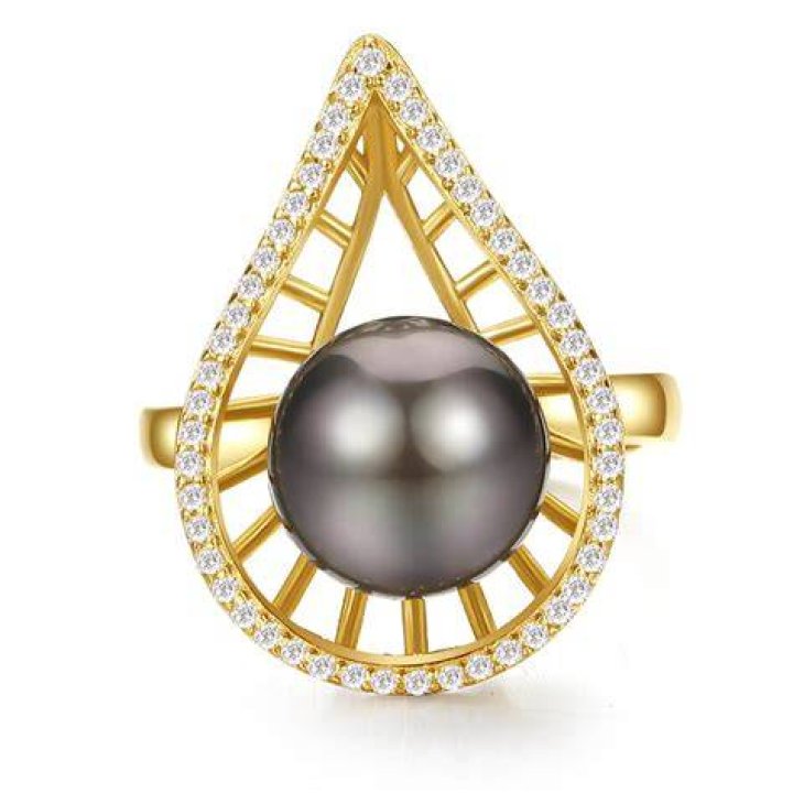 How do you activate a pearl ring?