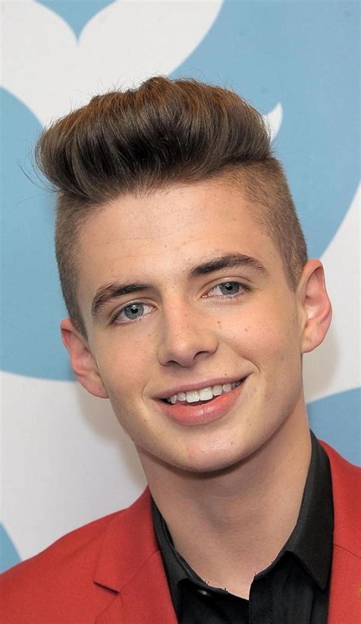Who did Zach Clayton date?